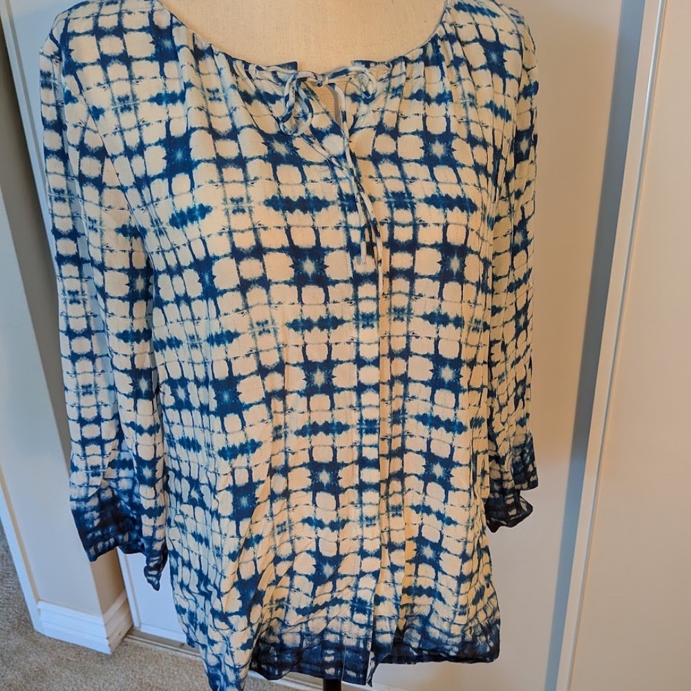 Ecru Blouse Blue & White Ombré Batik Print Washed Silk Button-Up - Large